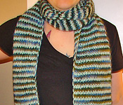 Scriped scarf